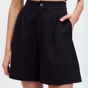 Madewell Women's Black Pleated Short in Ponte Size XL.‎ Style #NR333